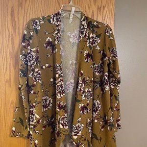 Cardigan floral sweater